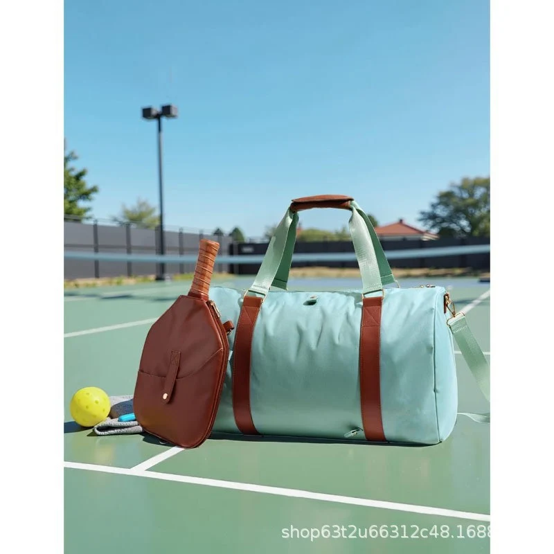 Stylische Sporttasche Karnz