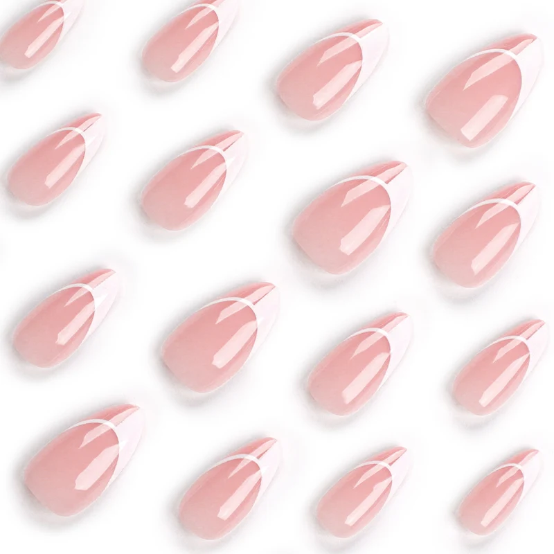 Kunstvolle French-Tip Kunstnägel Karnz