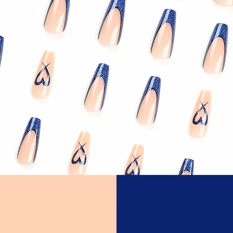 Kunstnägel mit Glitzer-Akzenten und einzigartigem Herzdesign Karnz