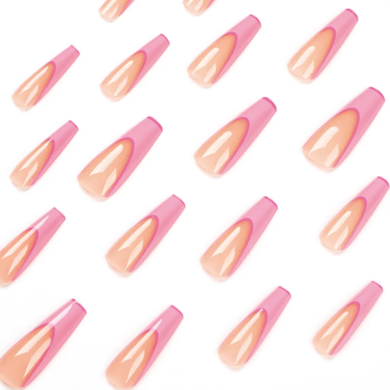 Künstliche Nagelverlängerungen mit modernem Ombre-Design Karnz
