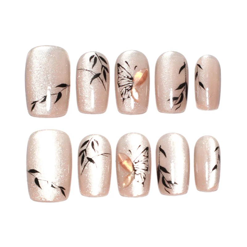 Künstliche Nagelverlängerungen mit floralem Butterfly-Design Karnz