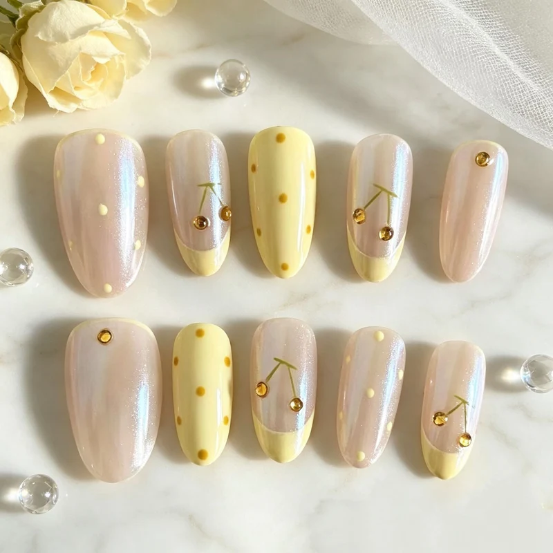 Kunstnagelset Karnz