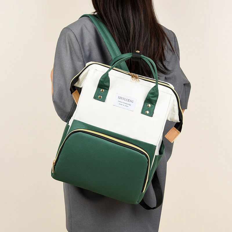 Stylische Multifunktions-Windelrucksack Karnz