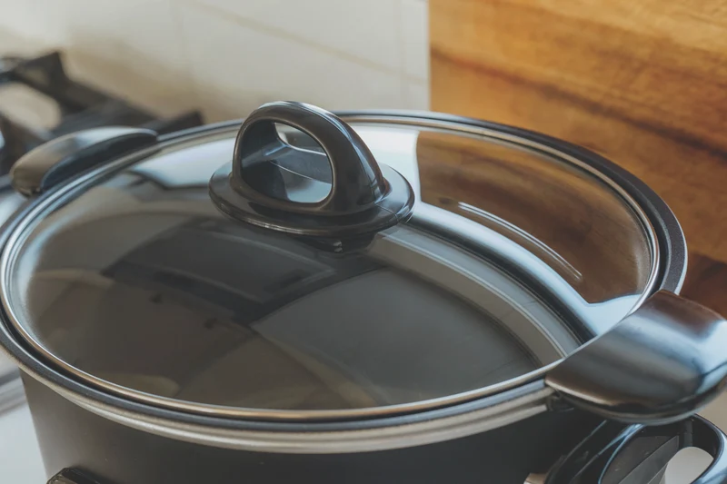 Russell Hobbs 6 Litre Searing Slow Cooker Matte Black