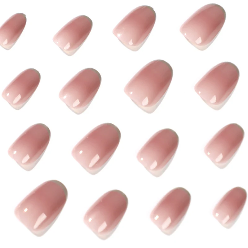 Elegante Gel-Nagelverlängerungen mit transparenten Spitzen Karnz