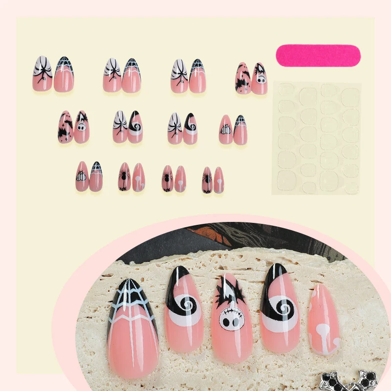 Kreatives Halloween Nageldesign Karnz