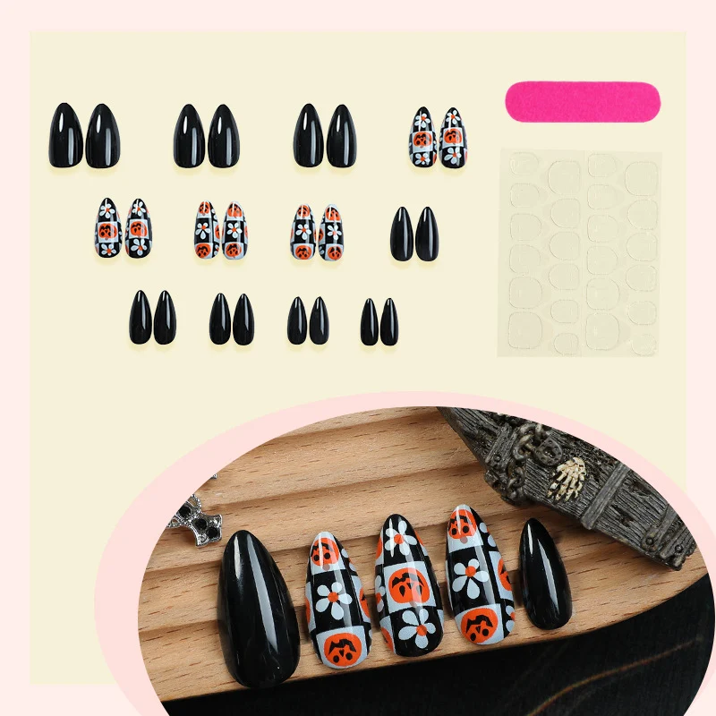 Halloween Kunstnagelset mit gruseligem Design Karnz