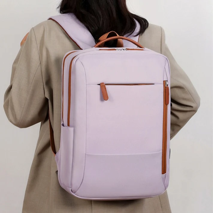 Vielseitiger Reiserrucksack mit verbesserter Organisation Karnz