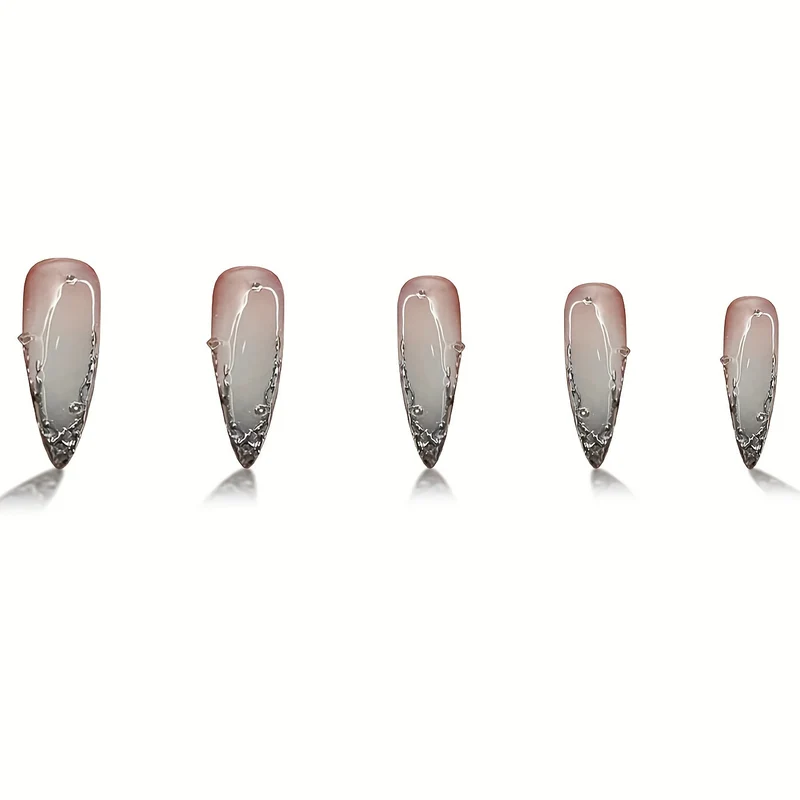 Trendy scharfeckige Nagelverstärkungen Karnz