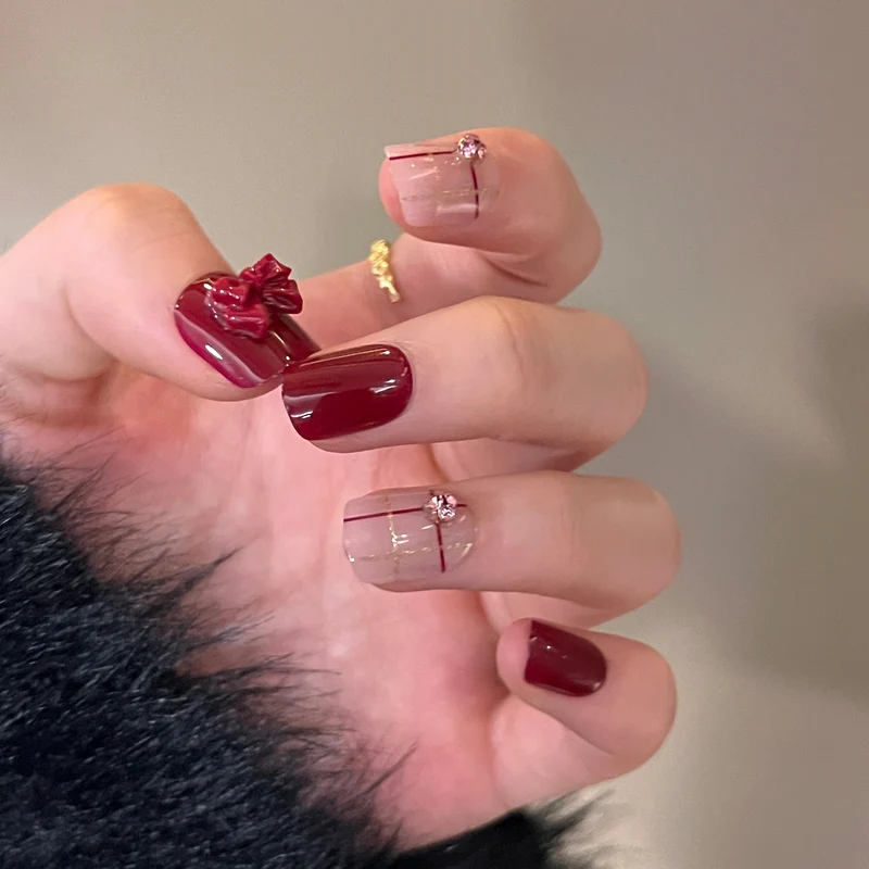 Stilvolles 3D-Blüten-Nagelkunst-Set Karnz