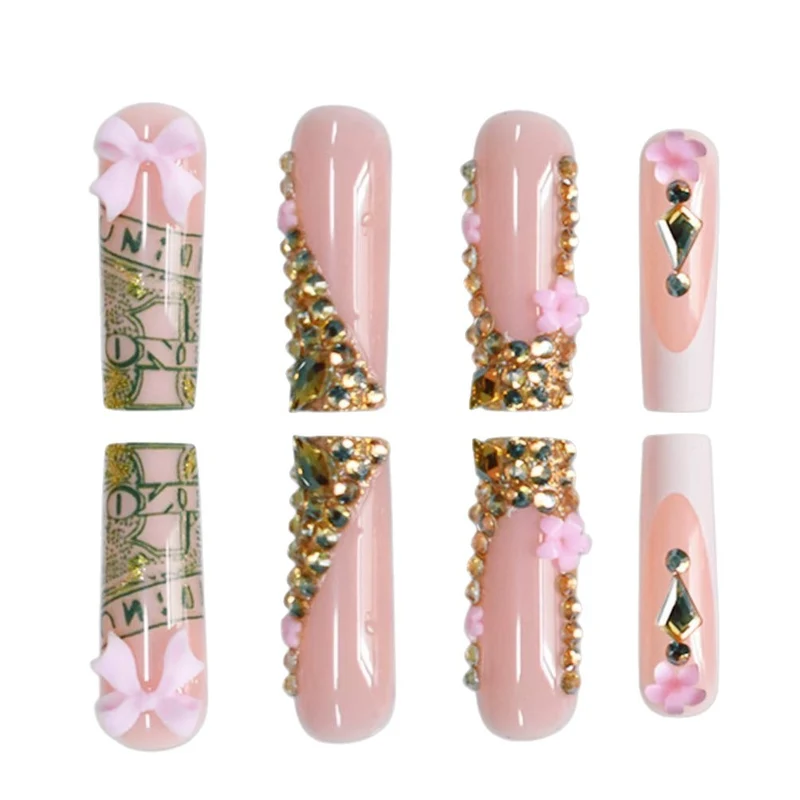 Dekoratives Skulptiertes Nagelset Karnz