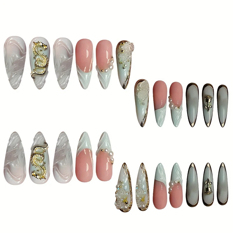 Dekorative skulptierte Nagelverstärkungen Karnz
