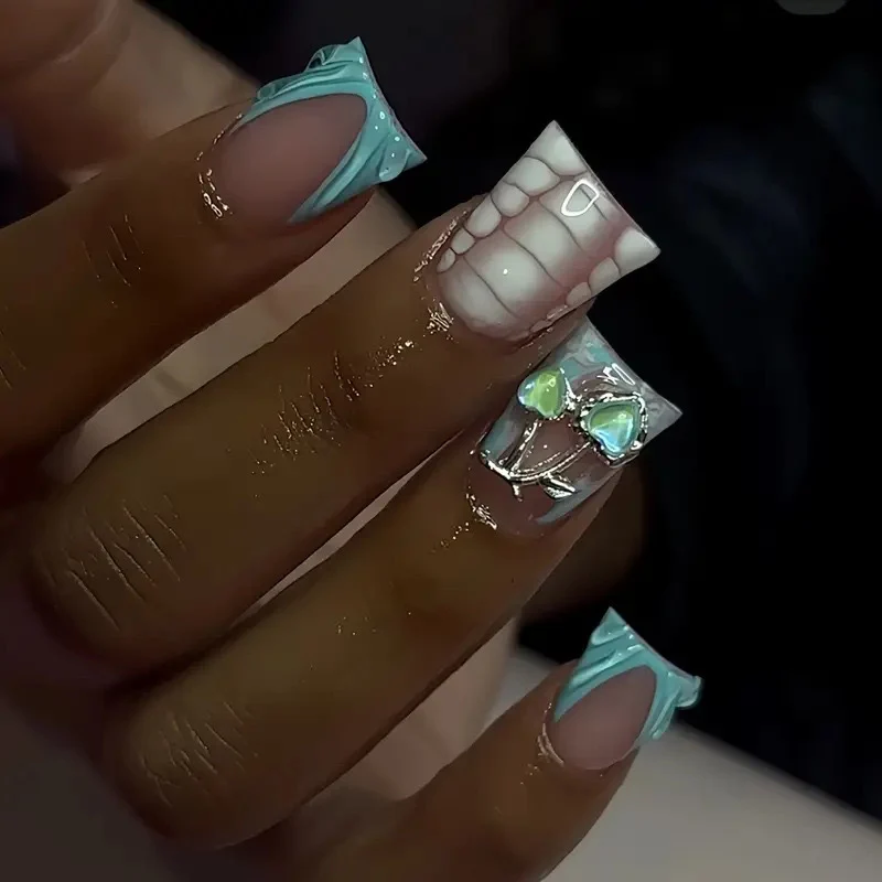 Dekorative Gel-Nagelveränderungen Karnz