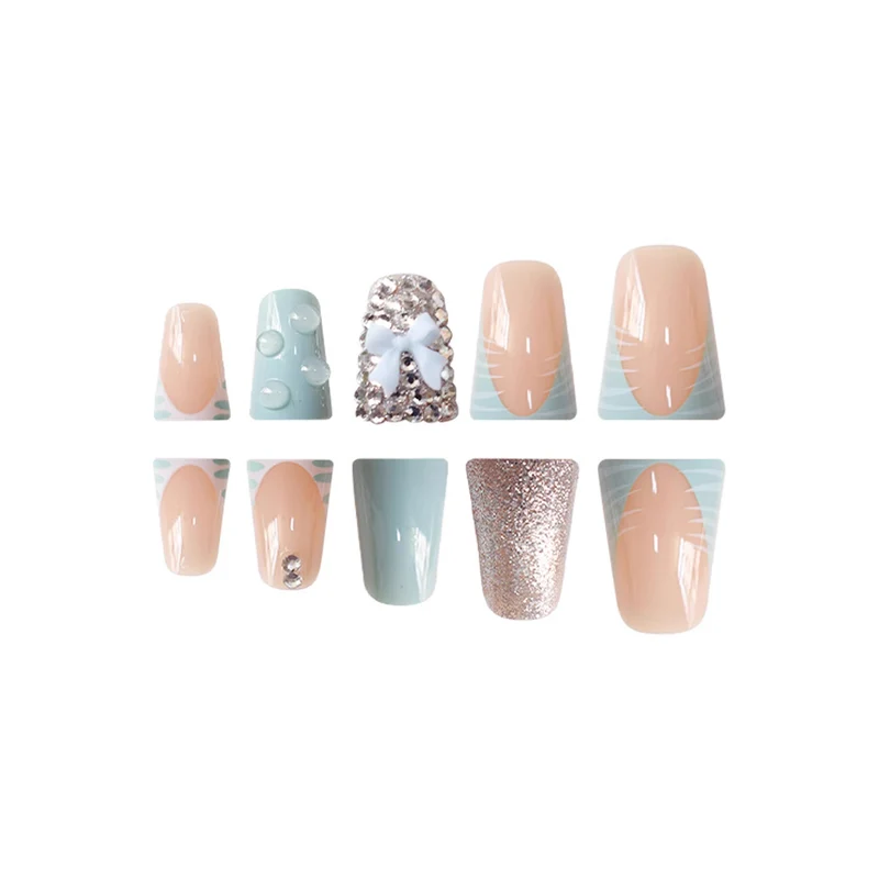 Dekorative Bling Nagelverzierungen Karnz