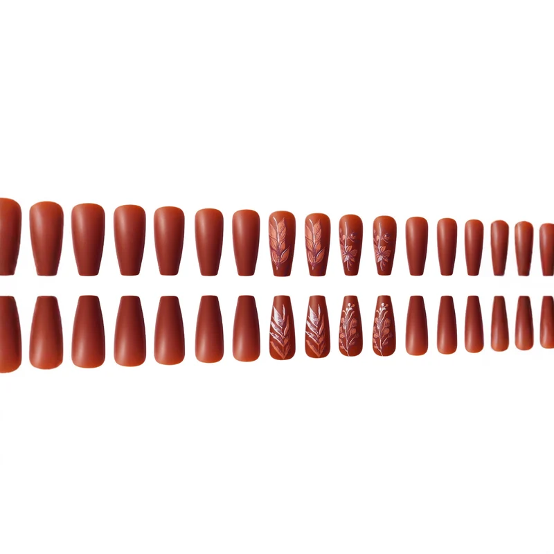 Künstlerische von der Natur inspirierte Nagelkunst Karnz