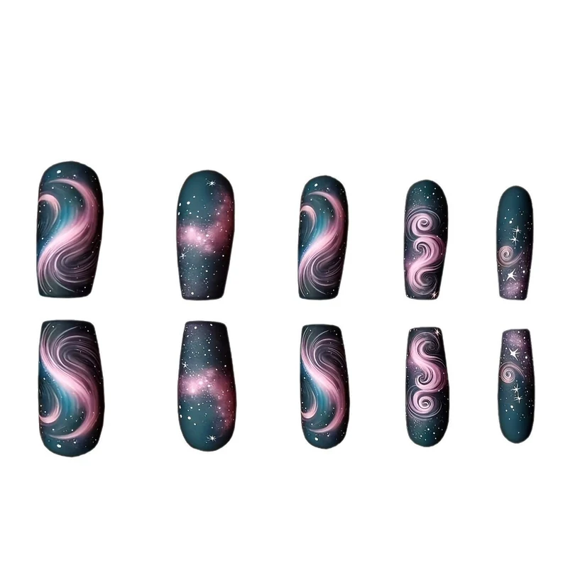 Künstlerische galaktische Nagelverzierungen Karnz