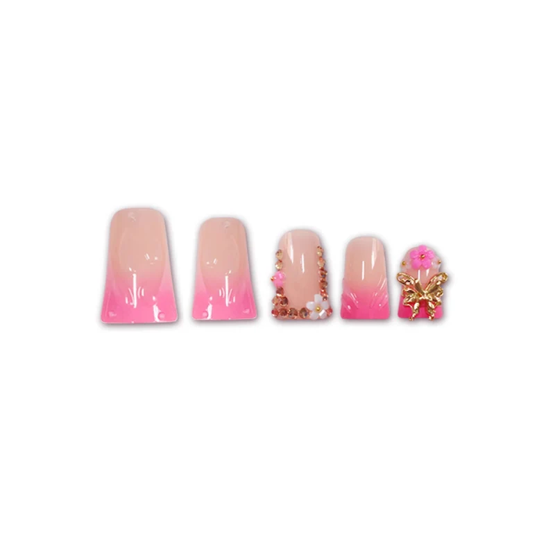 Künstlerische florale Press-On Nagelverzierungen Karnz