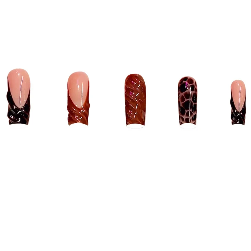 Künstlerische Acryl-Nagelverzierungen Karnz