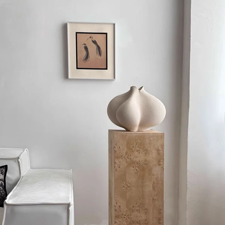 Organisch geformte dekorative Vase