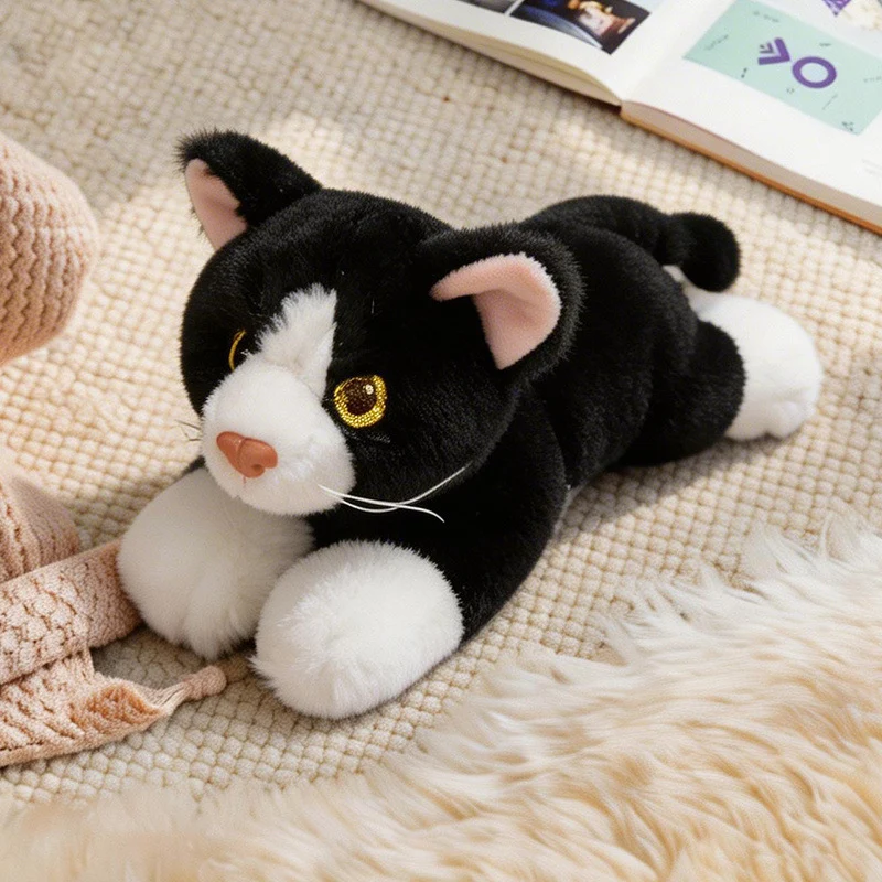 Lebensechter dehnbarer Katzenplüsch Boden Kuschelkissen Karnz