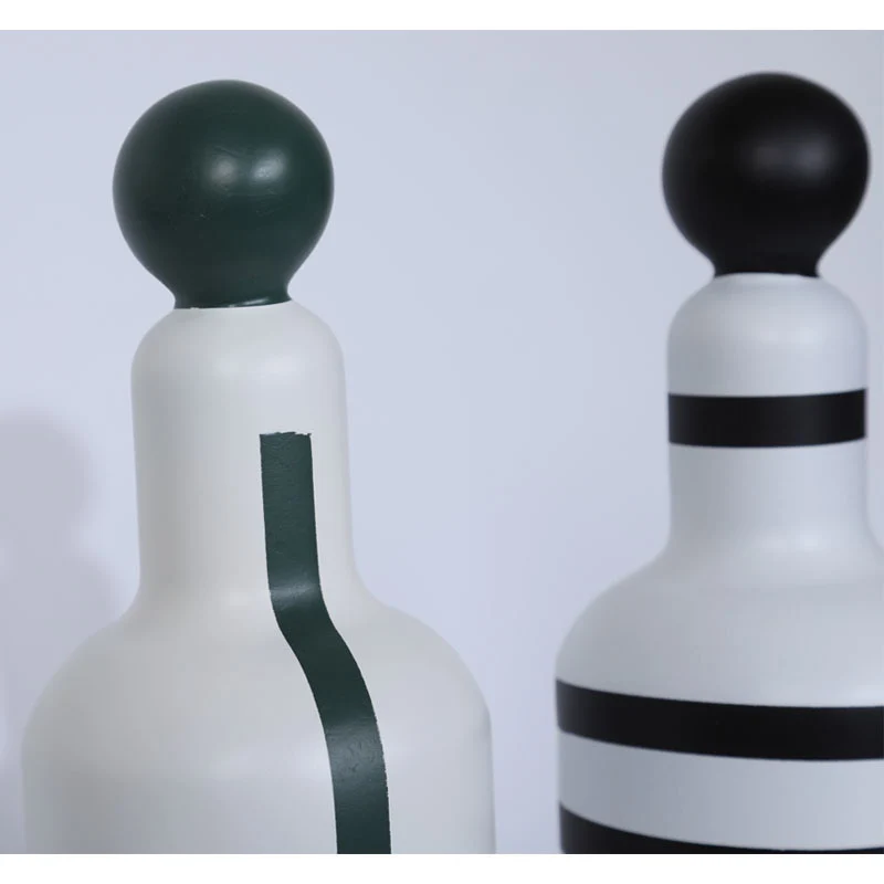 Dekorative geometrische Kunstflaschen