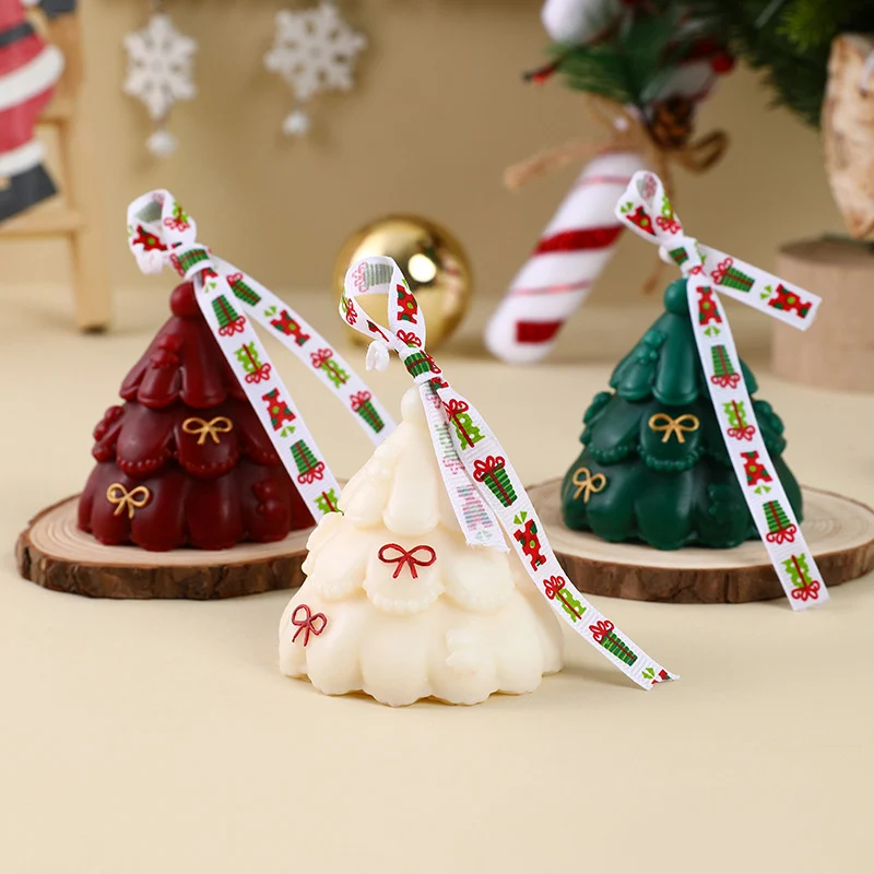 Handgegossene Weihnachtsbaumförmige Duftkerze mit Geschenkbox