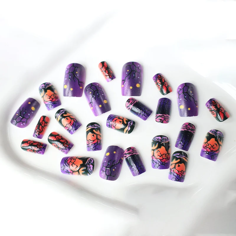 Künstlerische Halloween Nagelkunst Verbesserungen Karnz