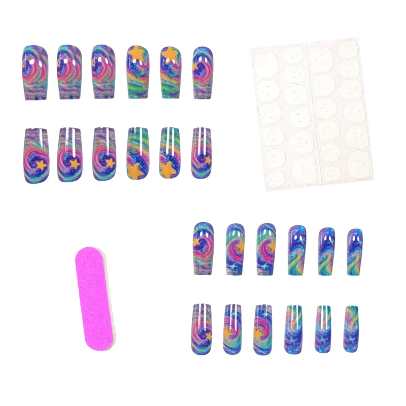 Künstlerische Glitzer-Nagelkunst-Erweiterungen Karnz