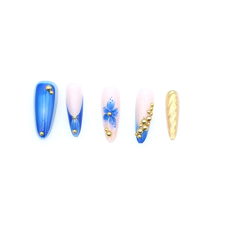 Künstlerische Blumen- und Edelstein-Nagelverstärkungen Karnz