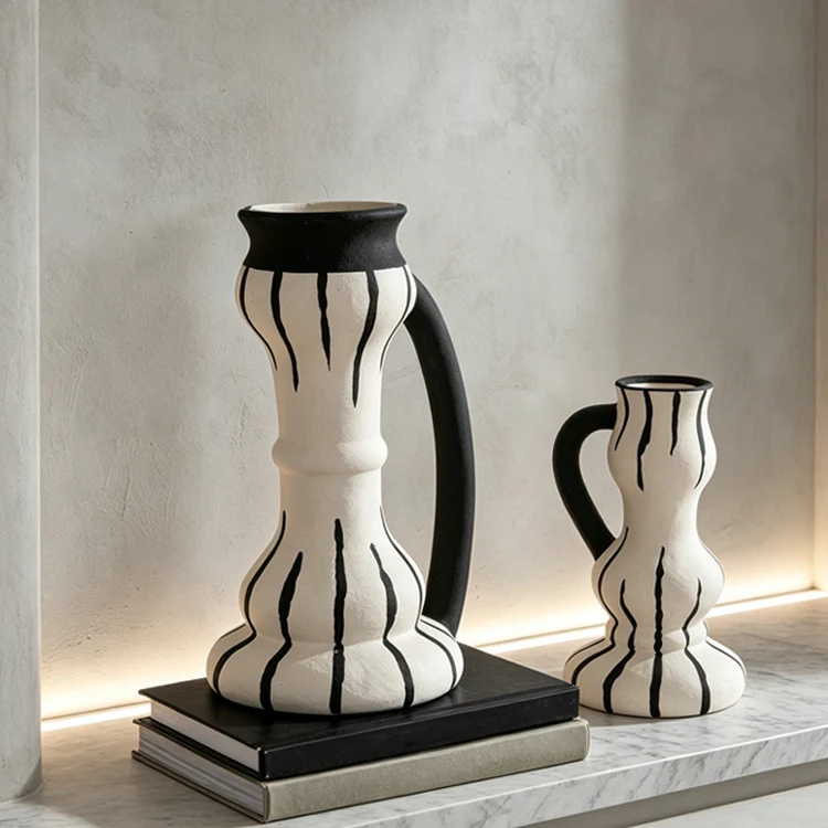 Künstlerische dekorative Keramikvase