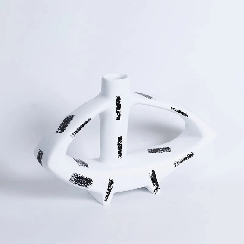 Moderne abstrakte Keramikskulptur