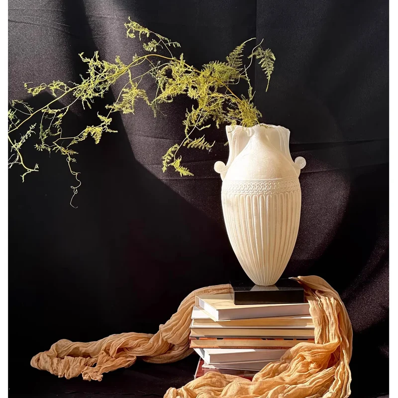 Elegante dekorative Skulptur Vase