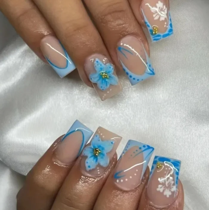 Dekorative Florale Acryl-Nagelkunst Karnz