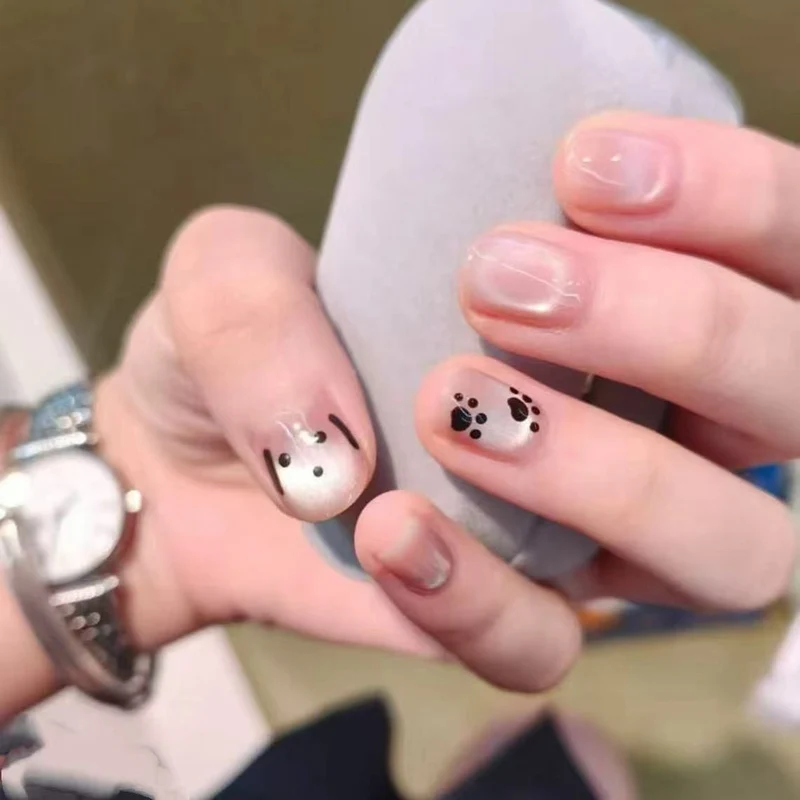 Dekorativer 3D Nagelkunst-Kit Karnz