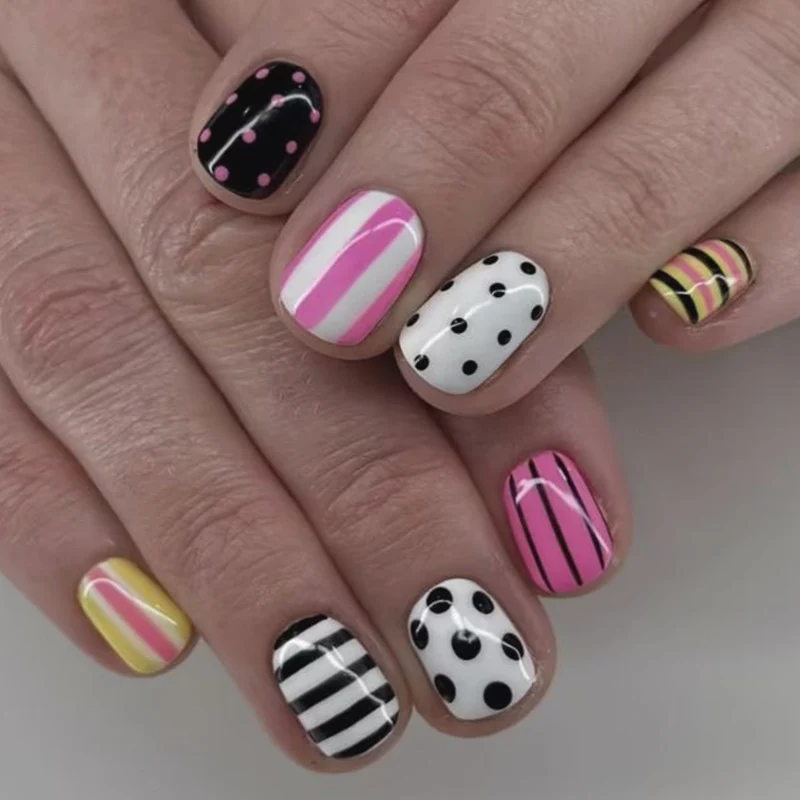 Kreative Mehrfach-Muster Nagelkunst-Verstärkungen Karnz