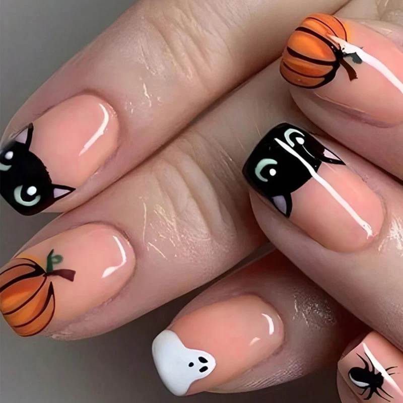 Kreative Halloween-Themen Nagelkunst-Verzierungen Karnz