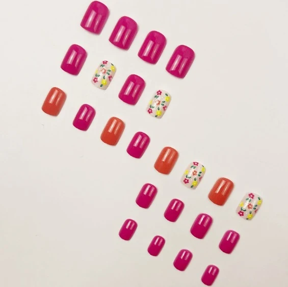Kreatives Floral Nail Art Set Karnz