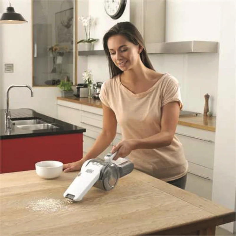 BLACK & DECKER 18V Dustbuster Handheld Vacuum