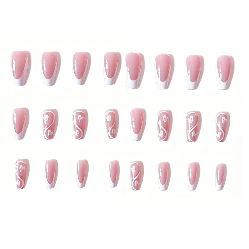 Artistische Herz-inspirierte Nagelverschönerungen Karnz