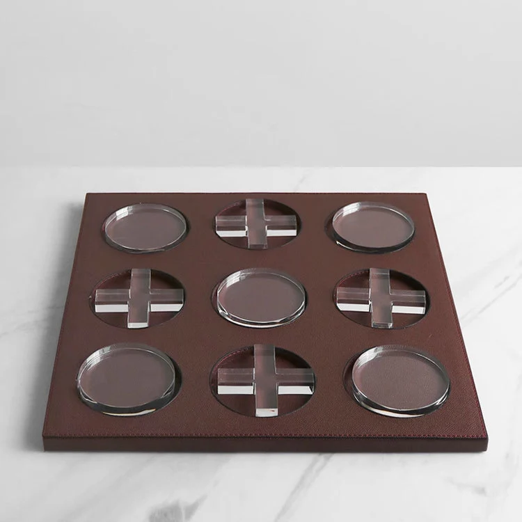 Dekoratives Tic-Tac-Toe-Spiel
