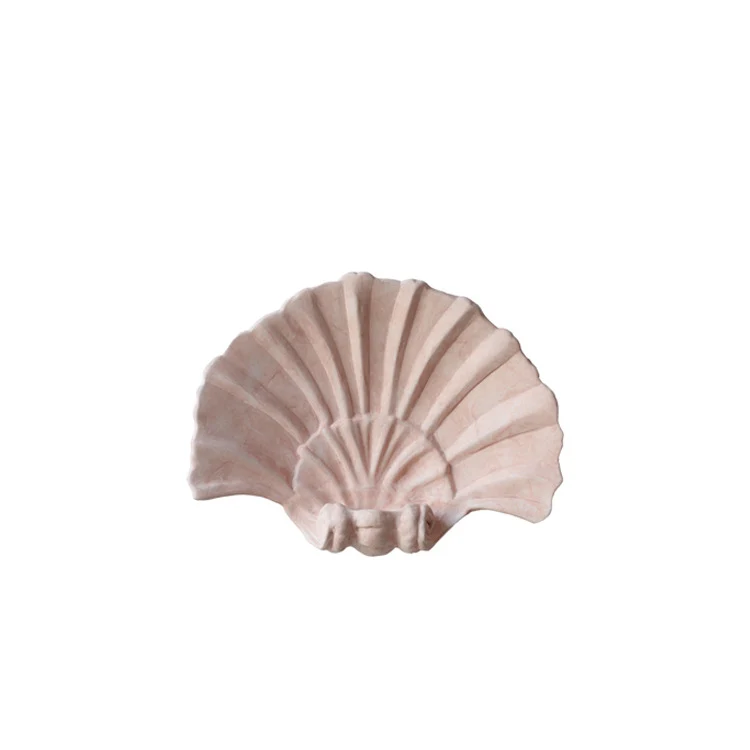 Dekoratives muschelförmiges Mittelstück