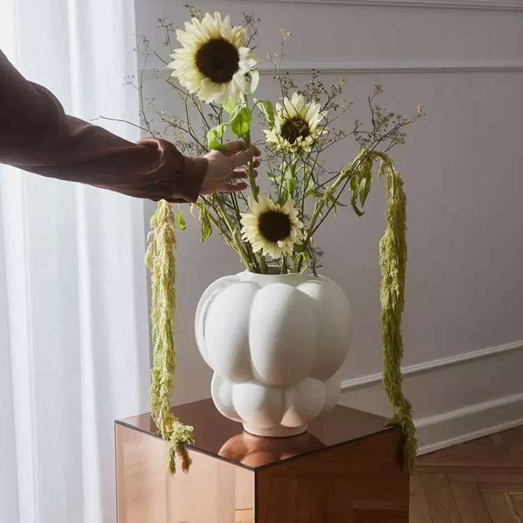 Zeitgenössische Skulpturale Blumenvase