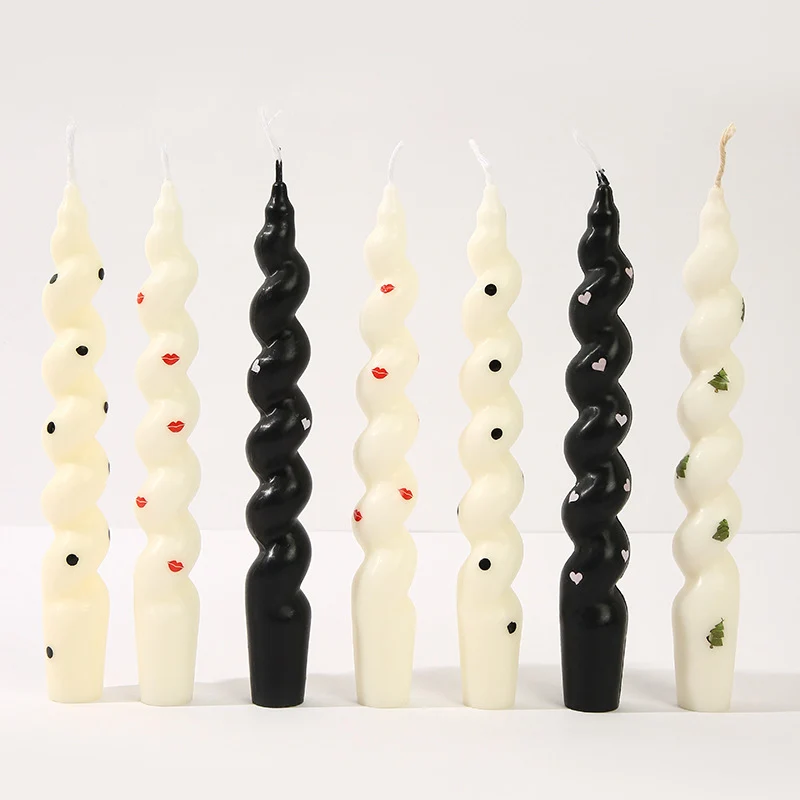 Wavy skulpturales Herz-Akzent Taper Kerze für Tischdekoration