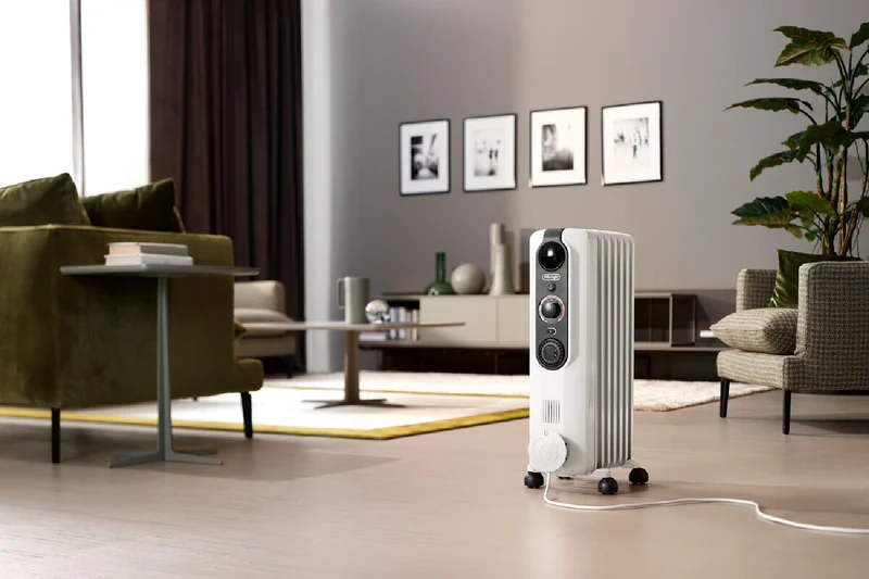 DeLonghi 1500W RadiaS Easytronic Oil Column Heater