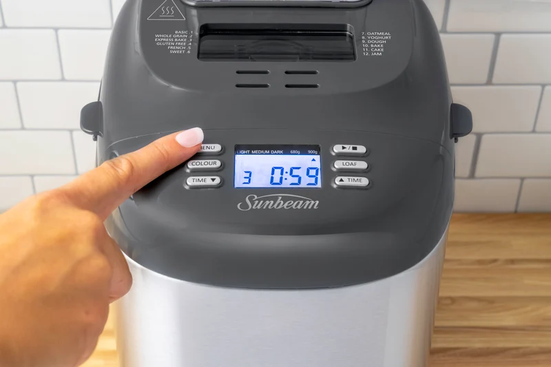 Sunbeam Expressbake Bread Maker
