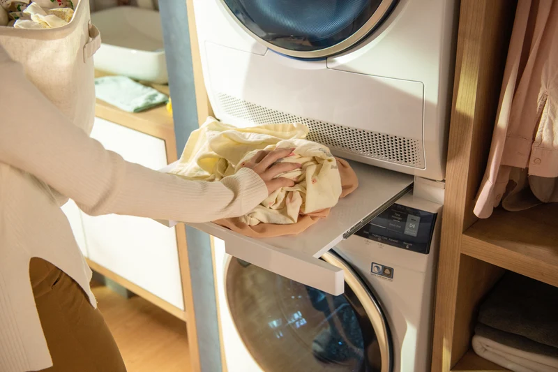 Electrolux Laundry Stacking Kit - Dark