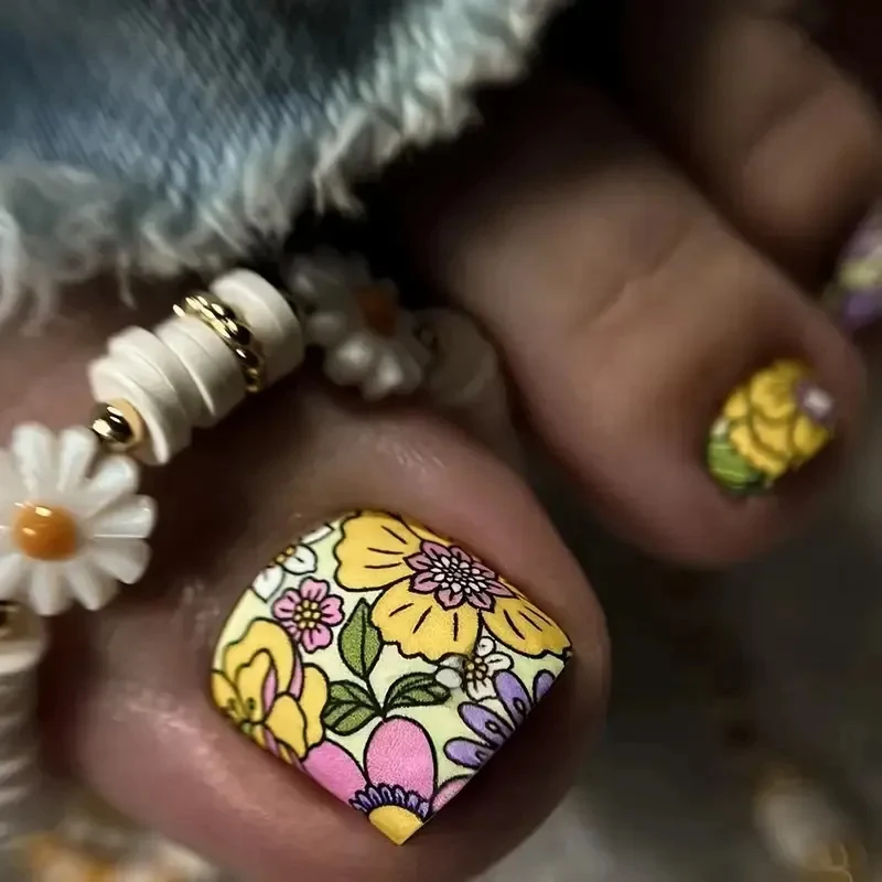 Floral Pediküre Nagelkunst Karnz