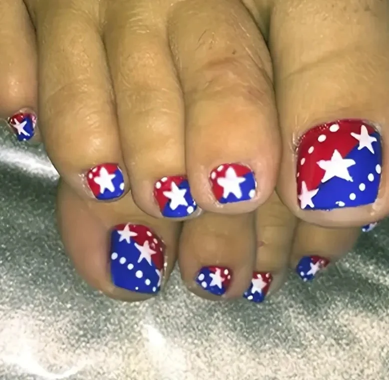 Florales Nageldesign Verbesserungen Karnz