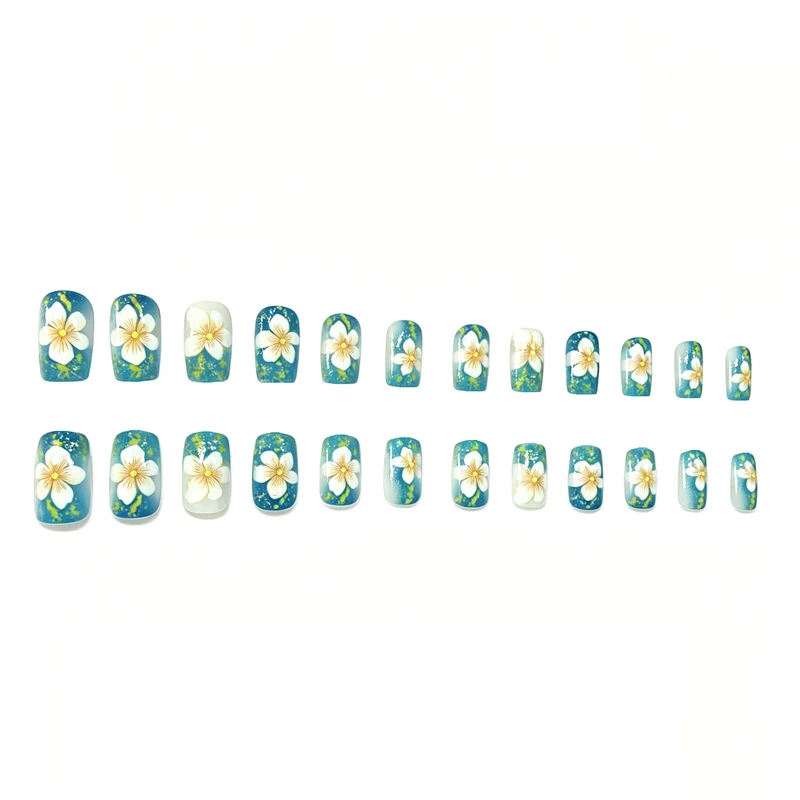Florale Nagelkunstverlängerungen Karnz