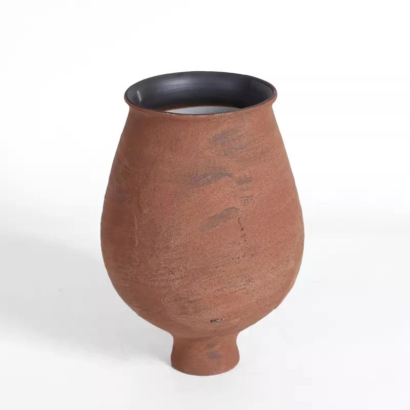 Dekorative Terrakotta-Vase